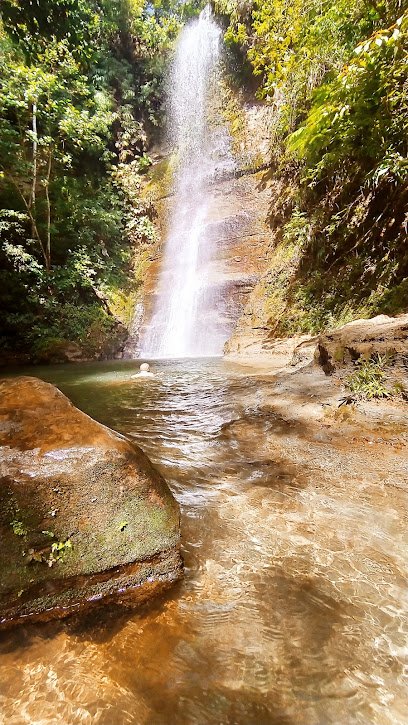cachoeira-da-geladeira-chapada-dos-guimarares