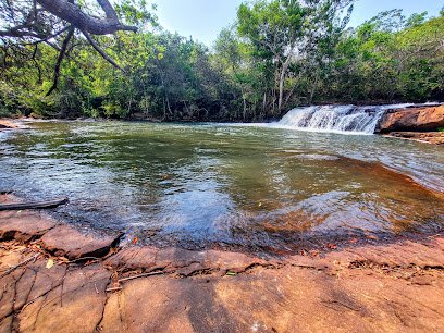 cachoeira-do-paraíso-chapada-dos-guimaraes